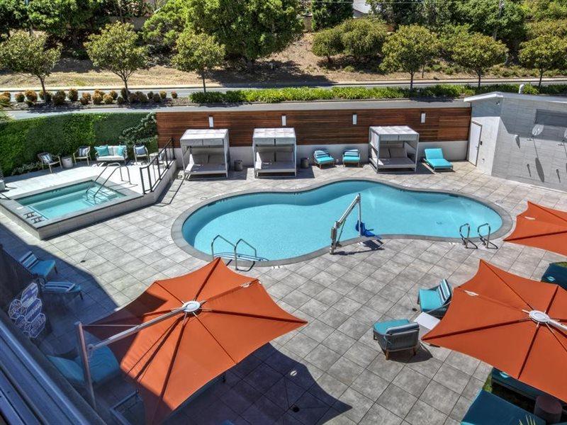 Hampton Discovery Kingdom Napa Gateway 3* Vallejo
