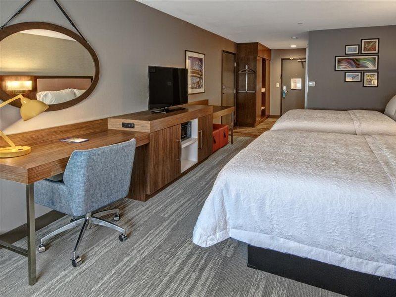 Hampton Discovery Kingdom Napa Gateway 3* Vallejo