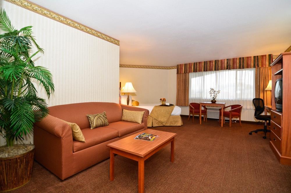 Hampton Discovery Kingdom Napa Gateway Hotel 3*